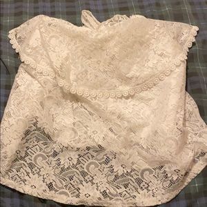 White dentelle crop top
